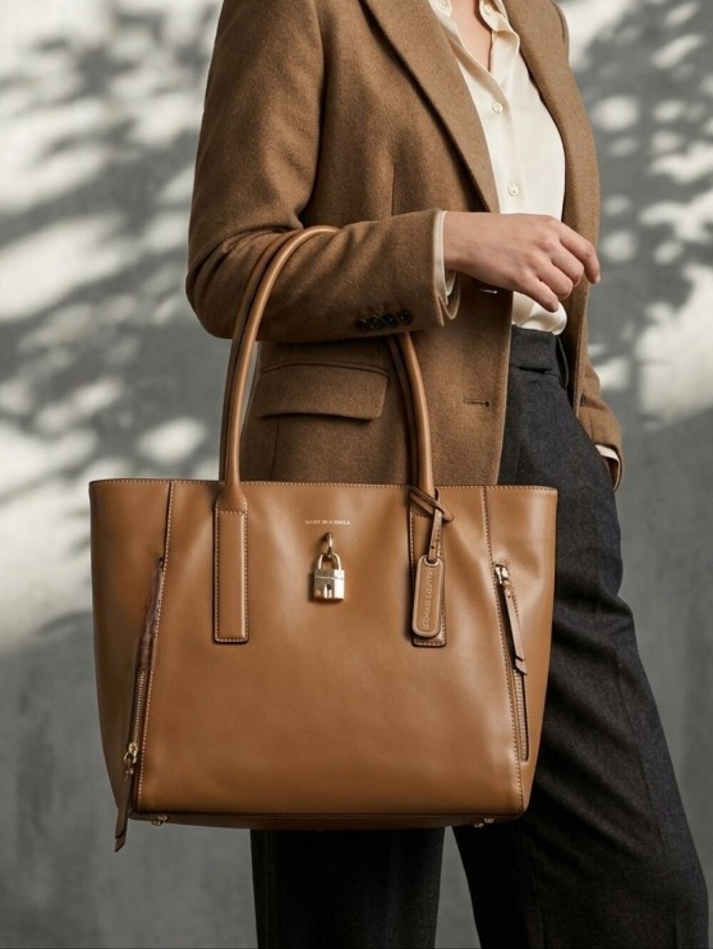 Dana Buchman Lock Accent Classic 100% Leather Tote Shoulder Bag Camel Tan Purse